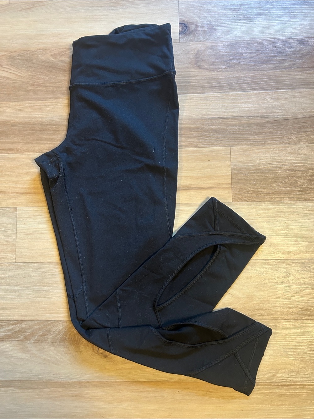Victoria Sport Black Athletic Leggings with Cutout Detail